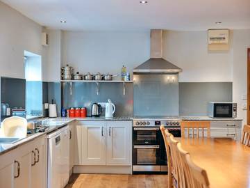Cottage for 12 People in Shropshire, West Midlands, Photo 3
