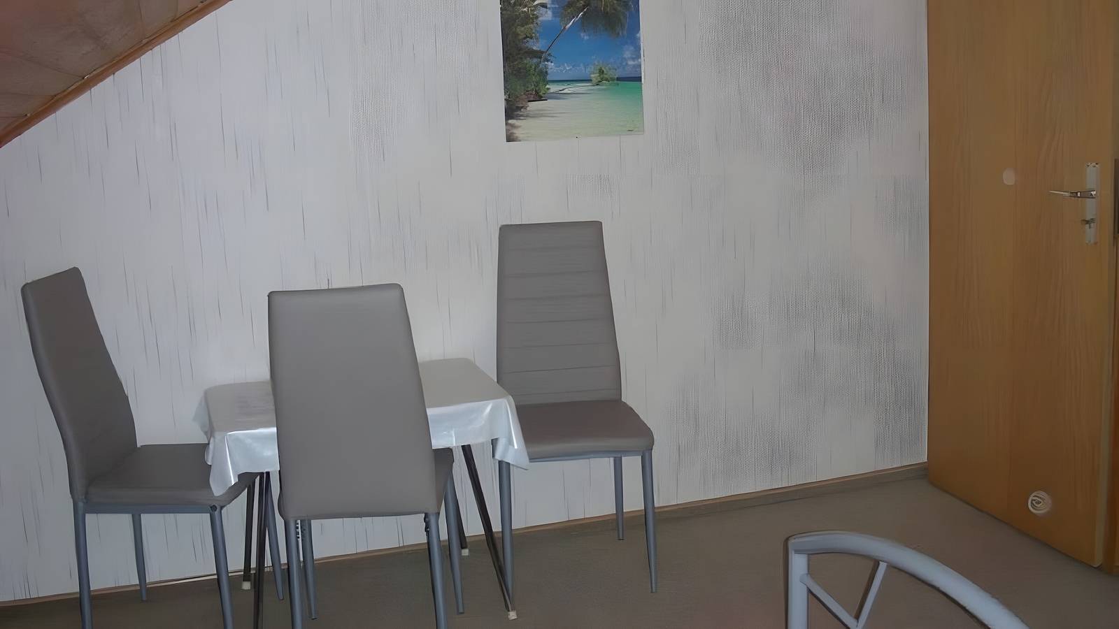 Ganze Wohnung, Apartment „Ferienwohnung für 4 Personen“ mit Gemeinschaftsgarten und Wlan in Künzell, Rhön-Hessen