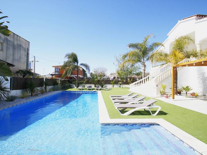 Ferienhaus für 15 Personen, mit Terrasse und Garten an der Costa Dorada - 4