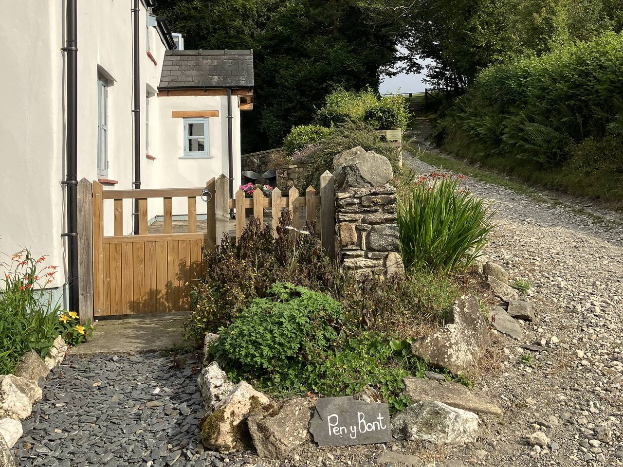 Pen Y Bont in Wrexham region