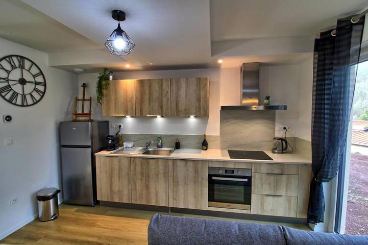 Location de vacances pour 6 personnes, avec terrasse à Saint-Pierre-Bois - 2