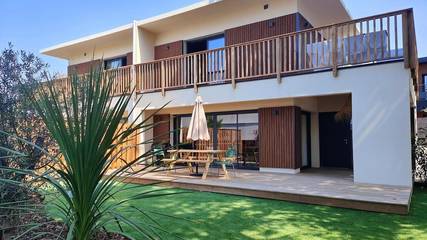 Villa pour 8 personnes, avec piscine ainsi que vue et jardin dans Lacanau Ocean