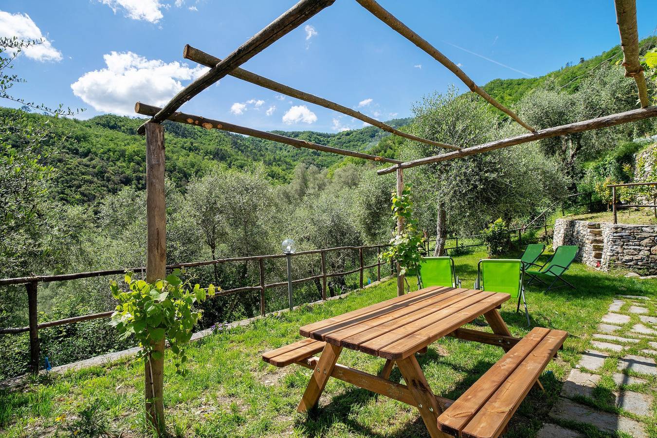Feriehus for 8 personer med have in Bosco (Casanova Lerrone), Casanova Lerrone
