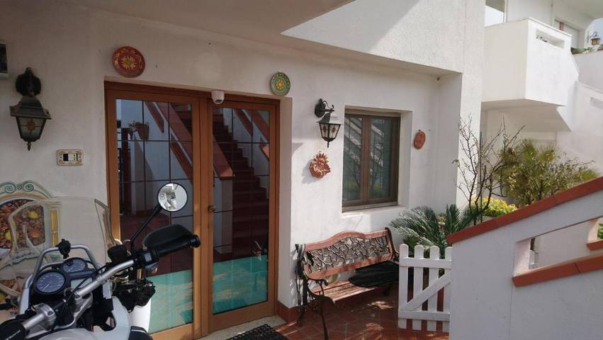 Appartamento per 3 persone, con Terrazza e Giardino nonché Panorama a Francavilla al Mare