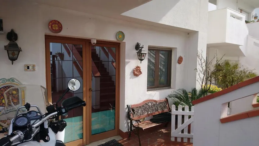 Apartamento de vacaciones para 3 personas, con vistas y jardín, Se admiten mascotas - 1