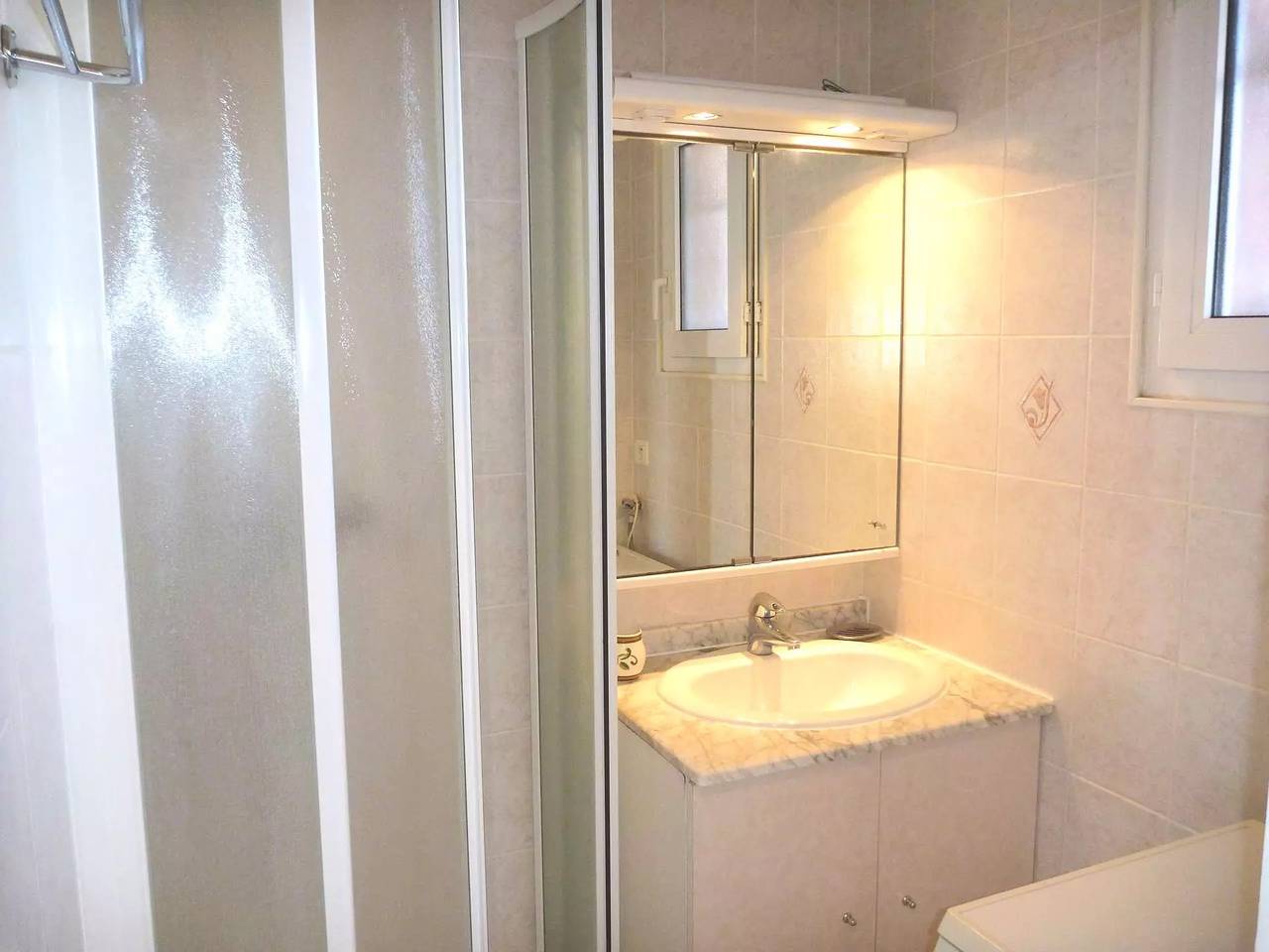 Entire apartment, Charming duplex 200 m from the beach in Marseillan-Plage, Marseillan