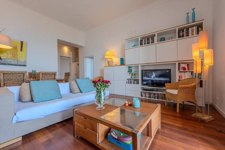 Gîte pour 6 personnes, avec piscine ainsi que balcon et vue sur l’océan à Roquebrune-Cap-Martin - 3