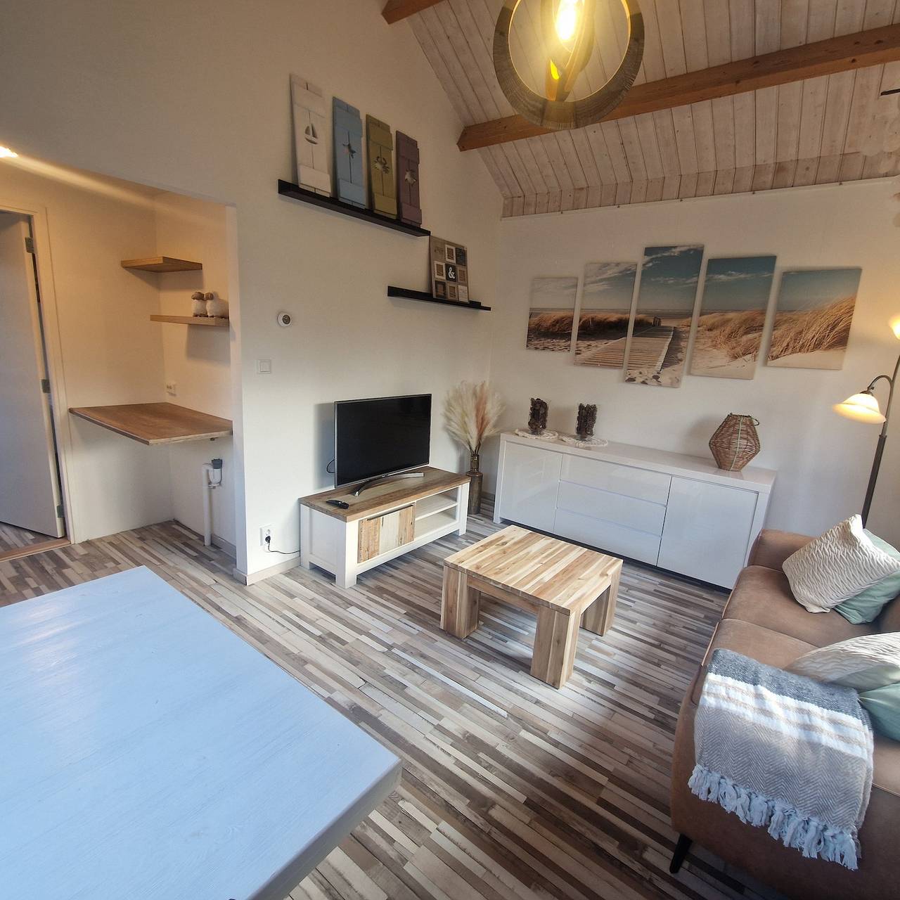 Sun&Sea Holidays — Tiny house Bosuil ( Nl015) in Noordwijk, Niederländische Nordsee