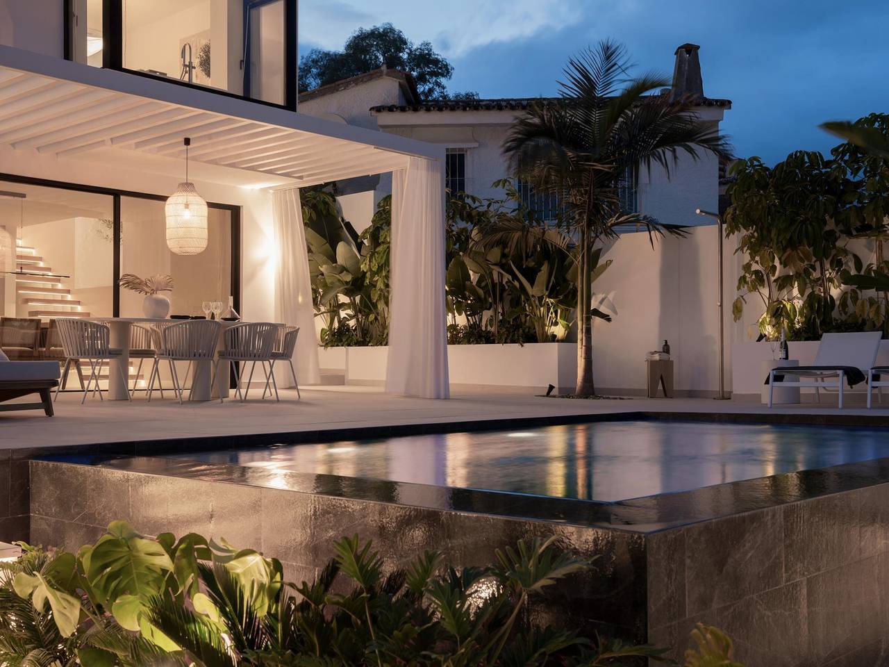 Luxury villa with pool and sea view - 8 guests in Medina Gardens, Marbella