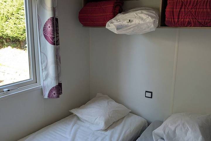 Location de vacances pour 7 personnes, avec piscine et sauna, animaux acceptés à Vaulnaveys-le-Bas - 4