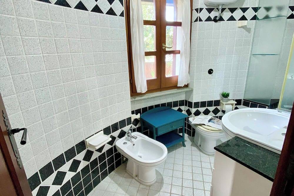 Villa Gianni - Casa Rustica a Due Passi dal Mare per Famiglie in cerca di Relax in Sa Rocca Tunda, Sardegna