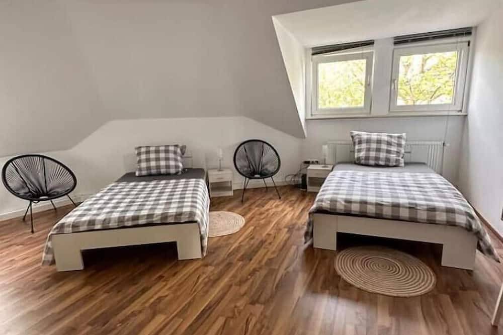 Ganze Wohnung, Großzügige Wohnung im Zentrum in Paderborn, Nordrhein-Westfalen