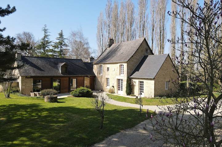 Gîte pour 5 personnes, avec jardin et terrasse à Tréfumel