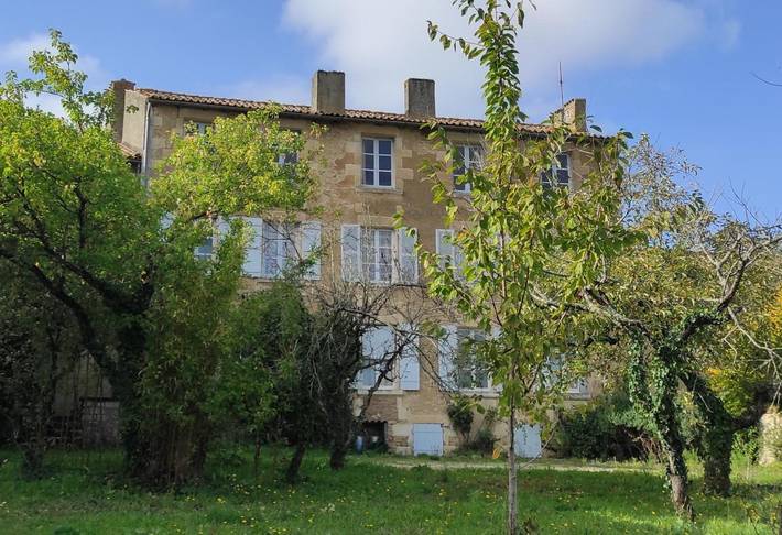 Maison de vacances pour 10 personnes, avec jardin dans les Deux-Sèvres