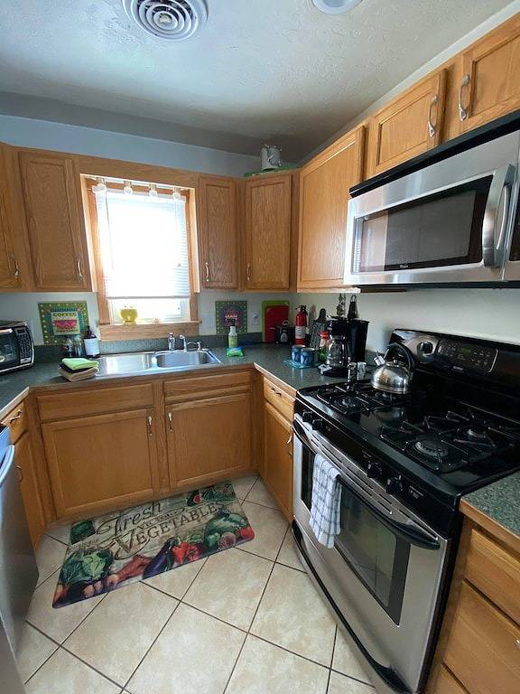 Vacation house for 5 people, with terrace and yard - 1