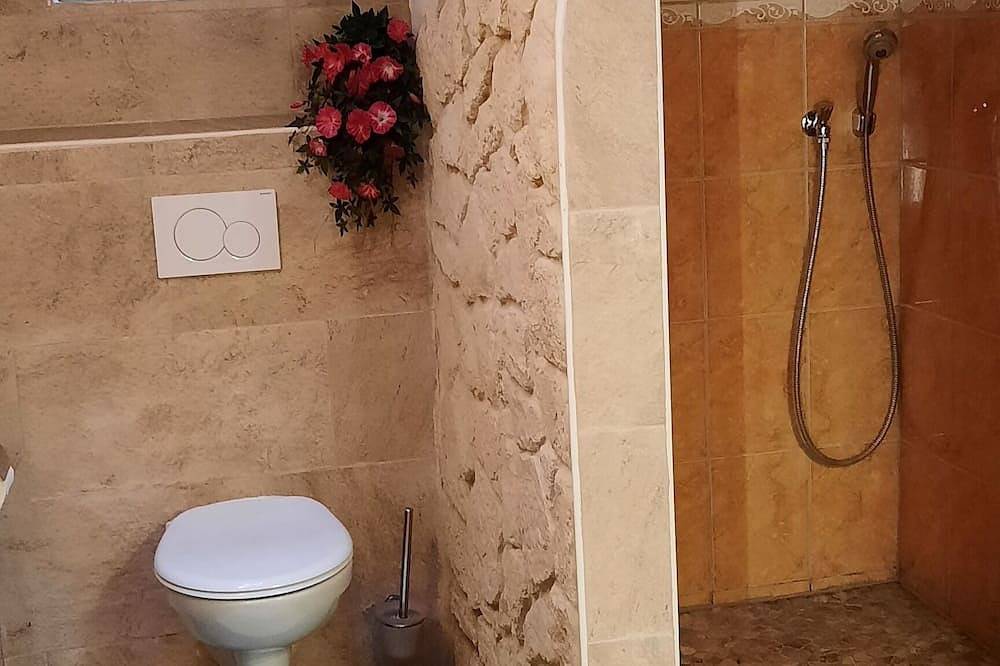 Ganze Wohnung, Grosse ruhige Ferienwohnung mit Sauna in der Natur in Kabelhorst, Ostholstein