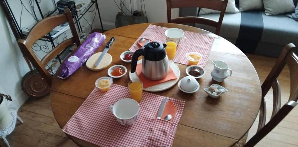 Chambre d’hôte pour 5 personnes, avec vue et jardin, animaux acceptés dans la Manche - 4