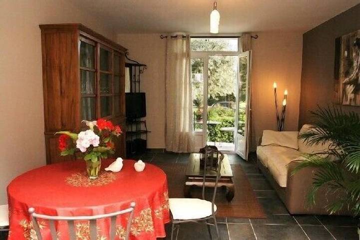 Gîte pour 3 personnes, avec piscine et jardin à Caromb - 3