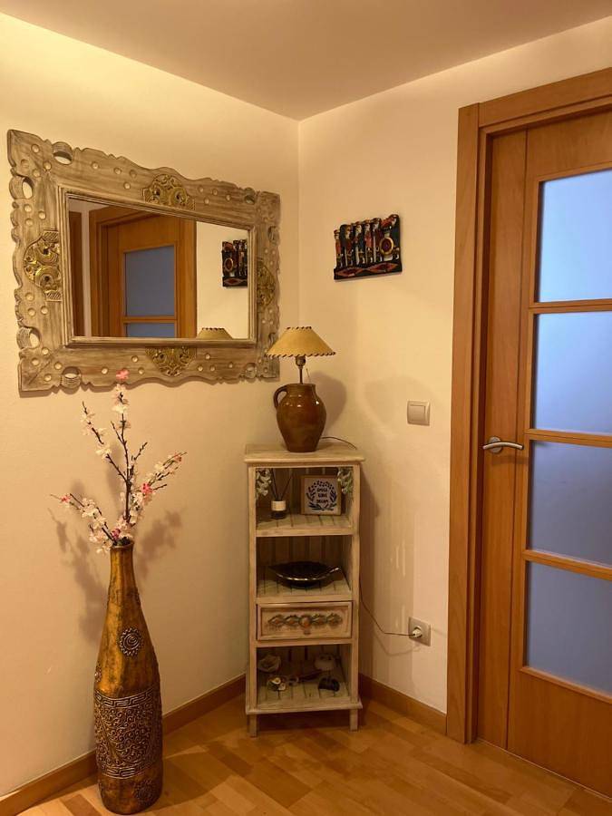 Apartamento para 4 personas, con Balcón además de Terraza y Vistas en Huesca