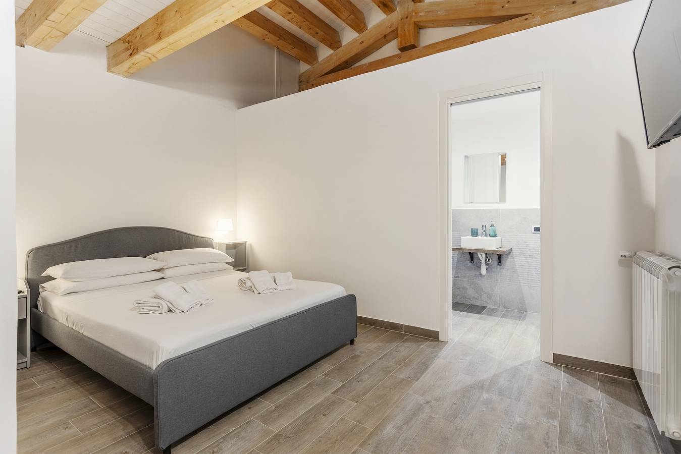 Apartamento entero, Apartamento 'Cedros Appartamento 3' con terraza compartida, Wi-Fi y aire acondicionado in Palermo, Provincia de Palermo