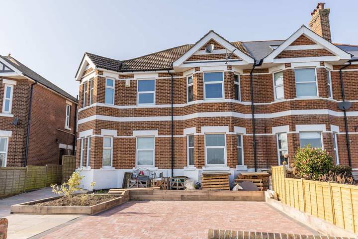 Holiday rental for 5 people, with lake view in Poole Harbour
