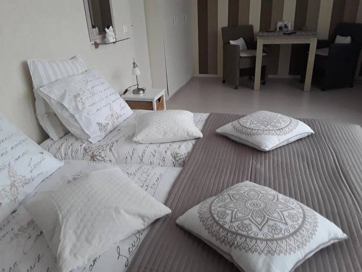 Ferienwohnung für 3 Personen, mit Terrasse und Garten sowie Ausblick in Schagen