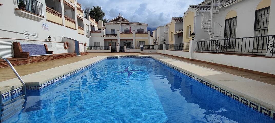 Vacation apartment for 4 people, with balcony and pool - 1