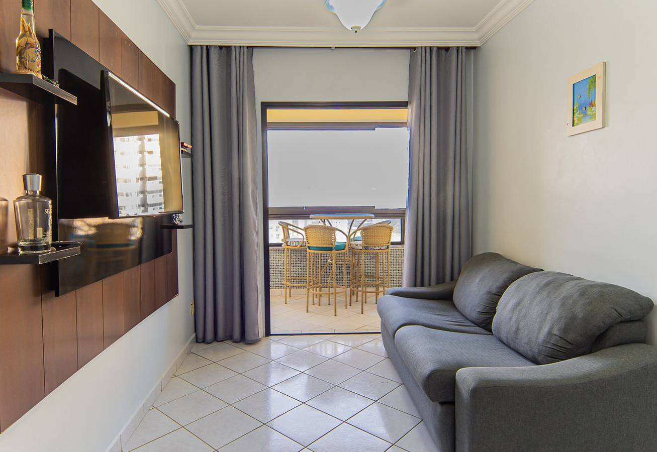 Ganze Wohnung, Ferienwohnung für 6 Personen mit Balkon in Praia Grande, Baixada Santista