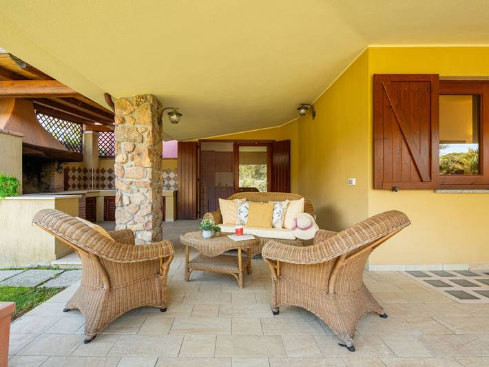 Holiday rental for 4 people, with terrace and garden as well as view in Villasimius