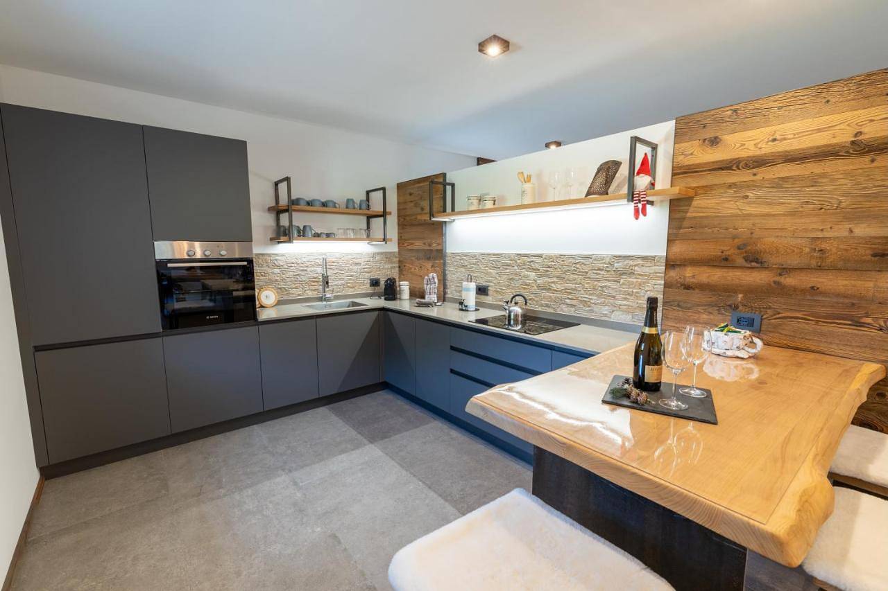 Chalet Aquila - Chalet Maso Vecchio fra le montagne del Trentino in Castello Tesino, Valsugana
