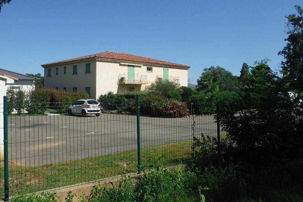 Appartamento intero, Proche Mer, Appartement Classé 2 Dans Petite Résidence in Santa Lucia di Moriani, Corte e dintorni