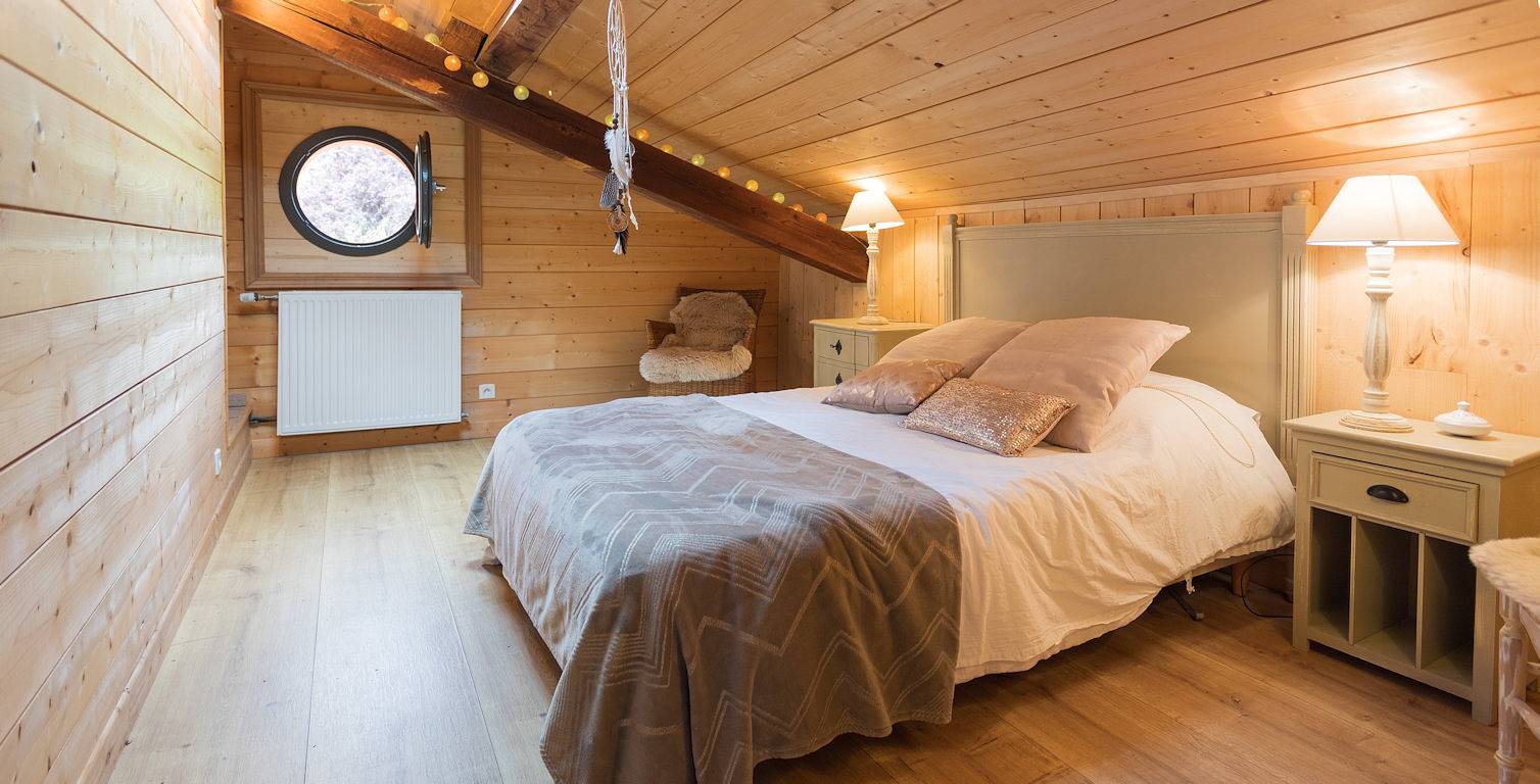Chambres d'hôtes de la Santon - La Suite in Vif (Isère), Vercors