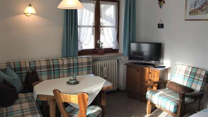 Vacation Apartment for 2 Guests in Mittenwald, Bavarian Alps, Picture 4