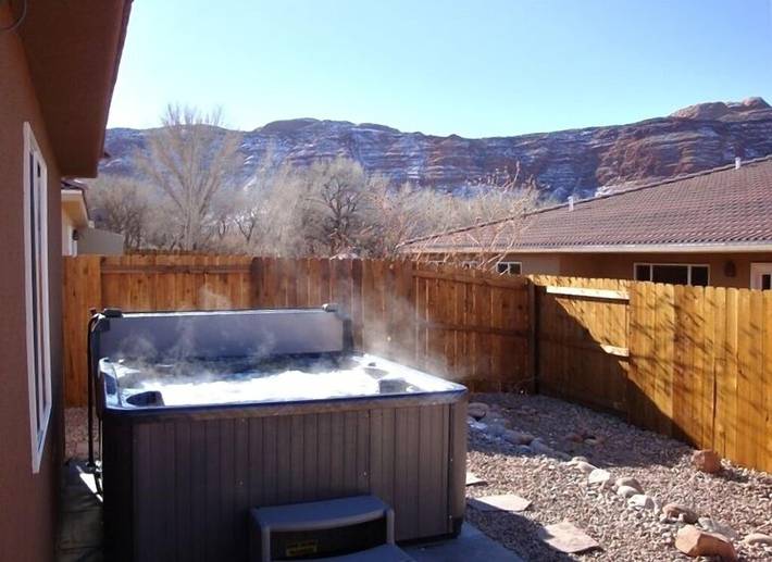 Vacation rental for 10 people, with terrace and pool as well as hot tub in Moab