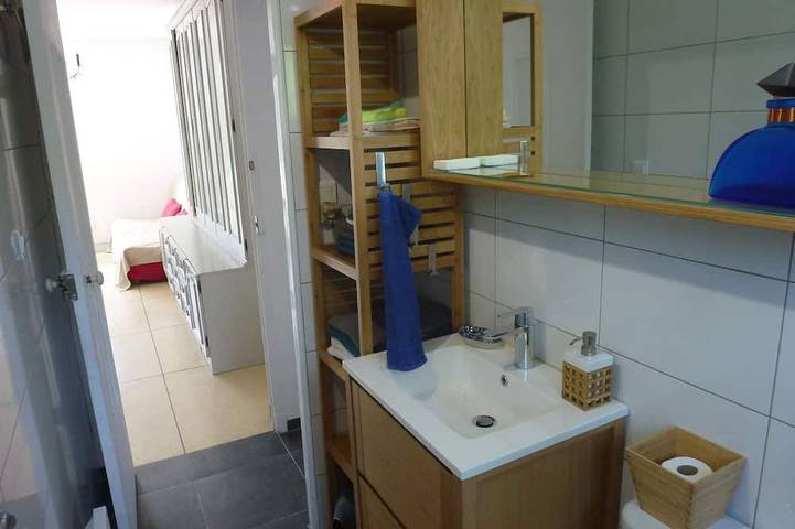 Villa mit privatpool . Meer und Land. Strände10 min zu Fuß. in Le Pradet, Mittelmeerküste (Frankreich)
