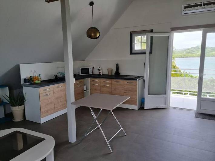 Appartement de vacances pour 4 personnes, avec piscine ainsi que vue et terrasse
