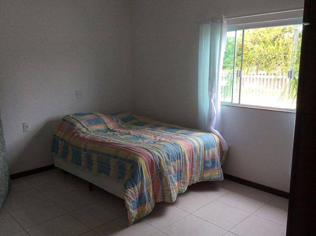 Mieten Sie Haus am Strand das ganze Jahr 200 Meter vom Meer entfernt in São Francisco do Sul, Baía da Babitonga