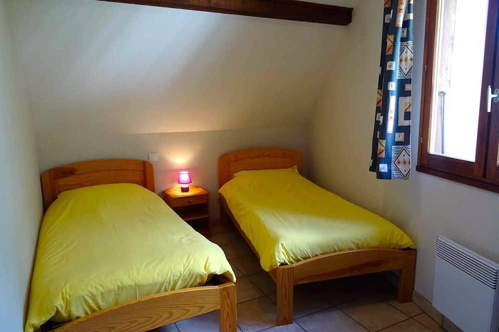 Apartamento entero, Apartamento dúplex para 6/8 personas, balcón sureste, piscina, jacuzzi in La Chapelle-en-Valgaudémar, Parque Nacional de los Ecrins