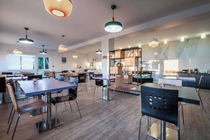 Hôtel pour 2 personnes, avec jardin, animaux acceptés à Linas - 2