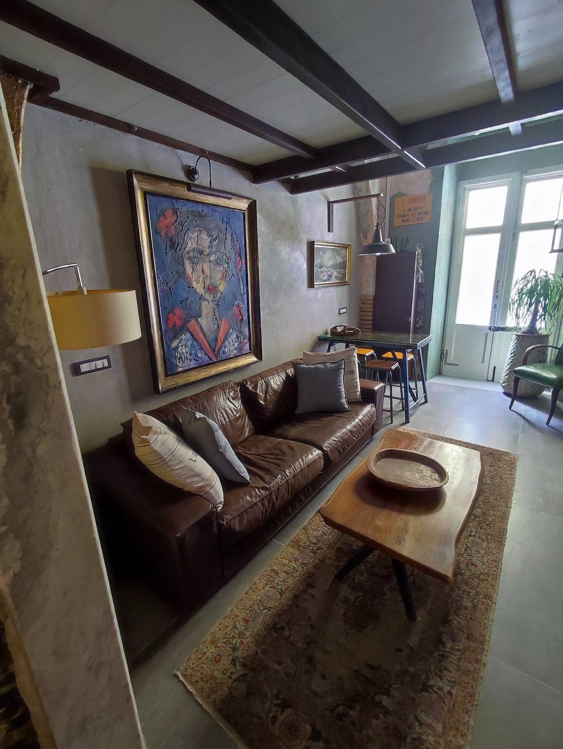 Ferienhaus 'Bilocale Stile Loft Centro Storico' mit Wlan und Klimaanlage in Marina di Carrara, Carrara