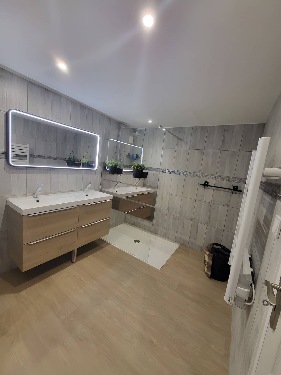 Appartement entier, Appartement 'Amoré Fléchette Clim' avec Wi-Fi et Climatisation in Laplume, Région d'Agen