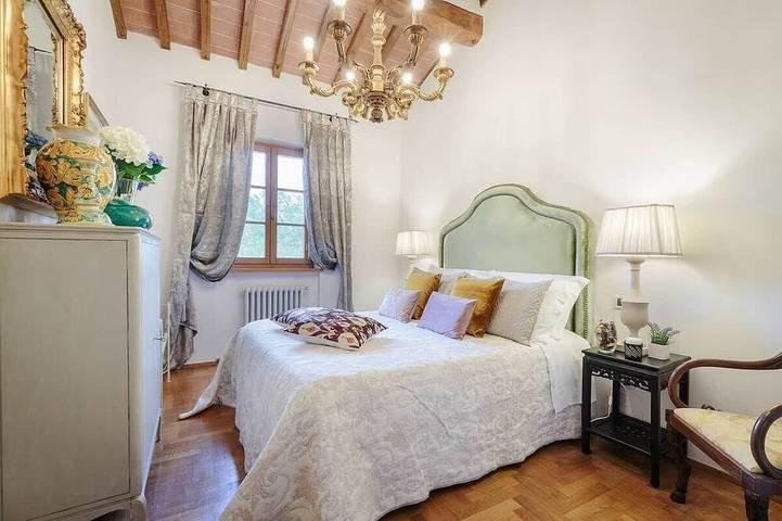 Location de vacances pour 22 personnes, avec piscine ainsi que jacuzzi et jardin dans Orentano - 3