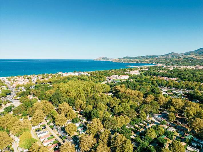 Camping pour 6 personnes, avec piscine, animaux acceptés