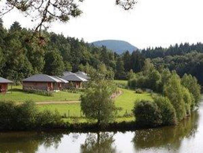 Gîte pour 6 personnes, avec Terrasse à Madranges
