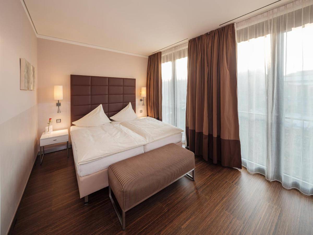 Hotel Eberhards am Wasser in Bietigheim-Bissingen, Kraichgau