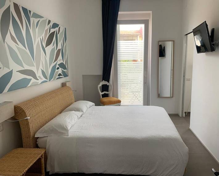 B&b per 2 persone, con Terrazza e Giardino nonché Panorama a Civitanova Marche