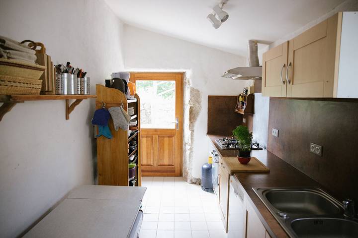 Gîte pour 24 personnes, avec terrasse dans Massif central - 4