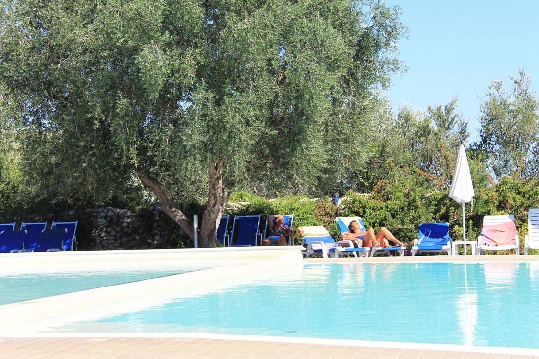 Happy Camp mobile homes in Porto Cesareo Camping in Porto Cesareo, Golf von Tarent