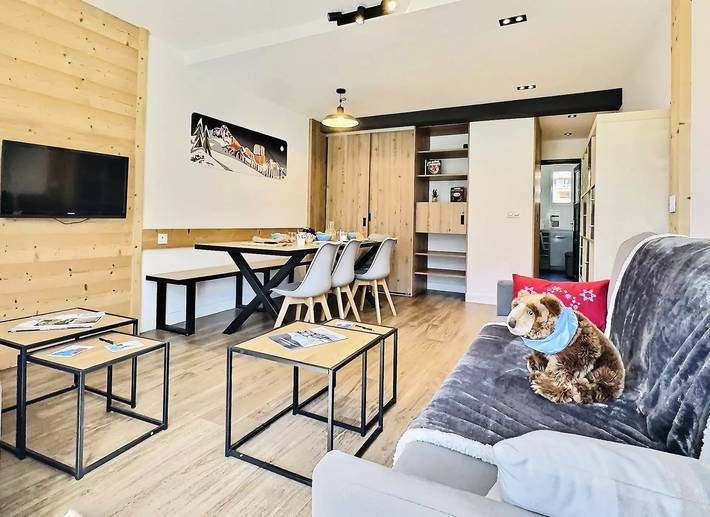 Apartamento entero, 3 estancias Para 8 personas en Tignes, cerca de las pistas y tiendas en la zona del lago. Situado en el cuarto piso de una residencia in Tignes, Massif de la Vanoise