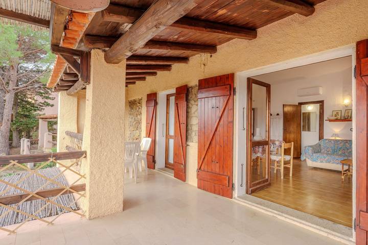 Location de vacances pour 6 personnes, avec jardin, adapté aux familles à Golfo Aranci - 3